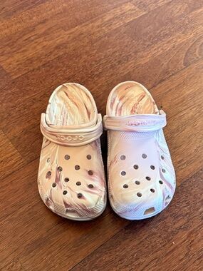 Pink Tie-Dye Big Kids size 6 crocs